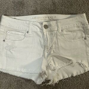 American Eagle low-rise shorts sz. 10